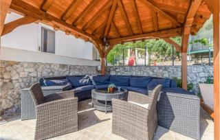 4 Bedroom Nice Home In Jesenice - Jesenice - 1