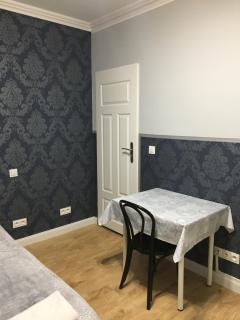 Studio Jutrzenka z łazienką by Apartamenty na dni Wrocław - Wrocław - 4