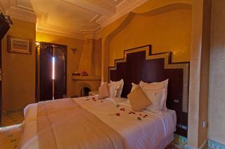 Riad Le Perroquet Bleu Suites & Spa - Marrakesh - 7