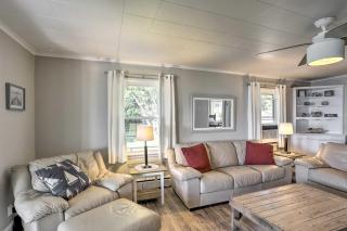 Lakefront Cottage with Fishing and Private Yard! - Port Clinton - 6