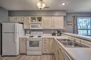 On the Fairways Myrtle Beach Condo with Pool Access - Myrtle Beach - 2