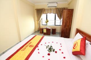 Huong Cang Sea View Hotel - Cat Ba - 1