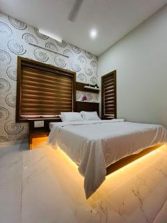 Milaano Orchids, Service Villa, Kammana Mananthavady - 7