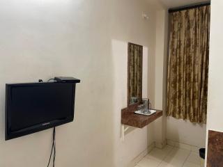 Sri Durgamba Lodge - Bangalore - 8