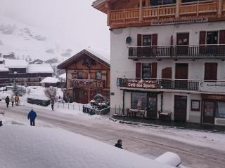 Studio Cosy au Cœur d'Arêches-Beaufort, Proche Pistes & Commerces, Idéal Couple + Enfant - FR-1-342-253 - Beaufort - 8