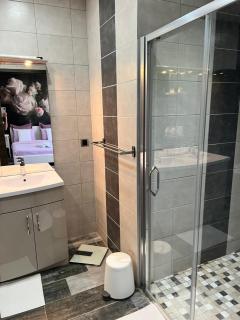 Chez Saliha et Serge - 1