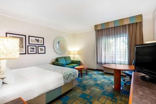 La Quinta by Wyndham Fremont / Silicon Valley - 1