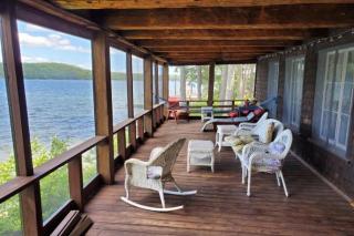 Meredith Lakefront Lodge on Lake Winnipesaukee - 6