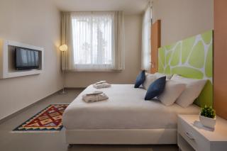 Desert Iris Hotel - Yeruham - 4