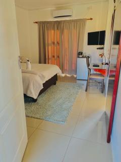 Styled bed and breakfast - Palapye - 2