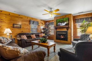 Poplar Point Condo Unit 12F - Pigeon Forge - 4