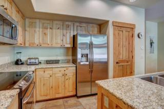 Breck Mtn Thunder 3 Townhome 305 - 1