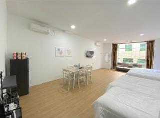 CN Homestay B1 Floor 2 at Nagoya Hill Mall - 6