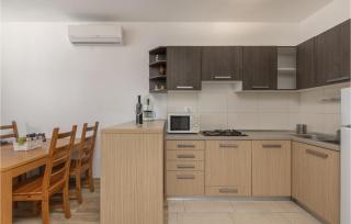 Cozy Apartment In Njivice With Kitchen - Njivice - 5