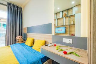 SOHO Spacious Aparts, CENTRAL Location - Ho Chi Minh City - 1
