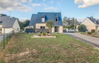 4 Bedroom Amazing Home In Marzan - 8