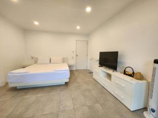 Samui Pier Beach Front & Resort - Bangrak Beach - 2