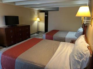 Hotel Weston RFD - Rockford - 1
