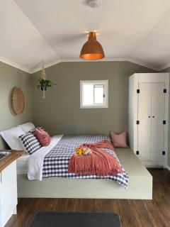 Tiny Home on a Hill - Heathcote - 9