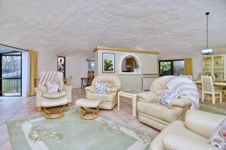 Koepel House - Christchurch Holiday Homes - Christchurch - 9