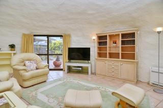 Koepel House - Christchurch Holiday Homes - Christchurch - 7