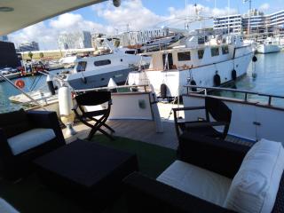 Amazing boat to sleep in Barcelona - Barcellona - 7