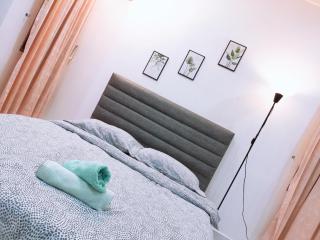 Comfy Corner House 4BR @10 mins legoland 10-16pax - 6