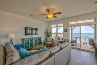 Fairytale Escape - Surf City - 7