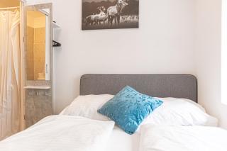 Joyful Room near Hauptbahnhof - 9