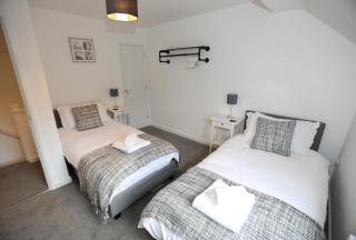 Exmouth - Apartment 2, Strand House - Modern 2 Bedroom Apartment, Perfect Location For Access To Beach & Town Centre - Sleeps 6 Guests - Hosted By RENTMYHOUSE - Exmouth - 5