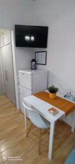 Elegant Central Studio Free wifi and netflix - 7