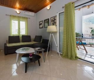 Thano's stylish flat just 150m to the beach - Faraí - 4