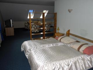 Restaurant & Hostel "Broadway" - 4