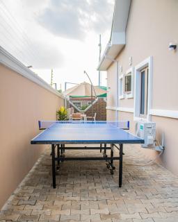 NIFEWAT APARTMENT leed studio apartment with gym, Netflix and WiFi - Abuja - 2