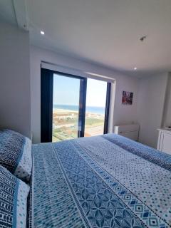 Top Floor Studio - The Hub Gibraltar - Self Catering - 9