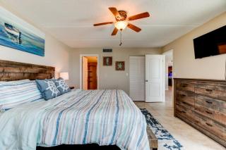 Oceanfront Sunrise 2 Bed 2 Bath Condo with Pool - Ormond Beach - 5