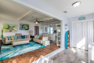Three Oars Beach Bungalow - Daytona Beach - 4