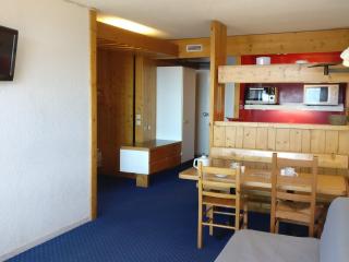 Appartement Lumineux: 2 Pièces, Balcon Sud-Ouest, Wifi, Centre Station - FR-1-346-410 - Arc 1800 - 0