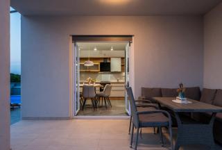 Holiday house Mareta - outdoor swimming pool, 4 bedrooms, WIFI - Jadrija - 7