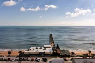 Lovely 2 bedroom condo in the heart of Flagler - 4
