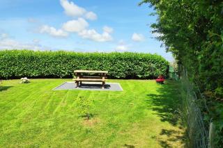 The Cow Hide @ Mill Burn Hollow. - Millisle - 7