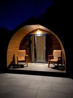 Craigend Farm Holiday Pods - The Curly Coo - 7