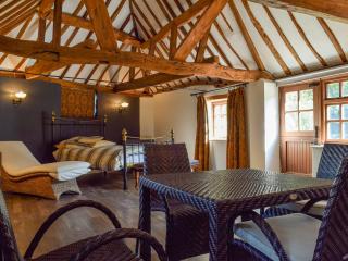 Barn Suite - Beaconsfield - 7
