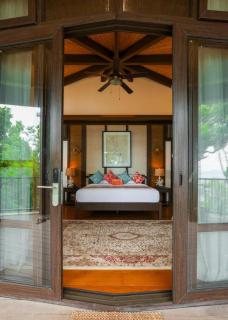 Lihim Resorts - 1
