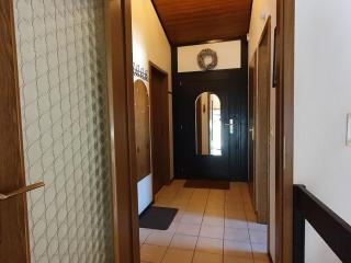 Ferienhaus mit Terrasse im Skigebiet - 1