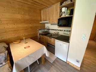 Studio cabine rénové avec balcon près des pistes et village à La Clusaz - FR-1-459-194 - 5