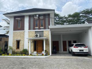 AW Lor House - Yogyakarta - Sleman - 0