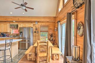 Grand Windham Retreat with Fire Pit and Game Room - Windham - 4