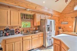 Grand Windham Retreat with Fire Pit and Game Room - Windham - 1