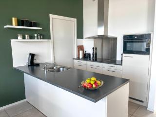 Holiday home in Zeewolde with garden - Zeewolde - 2
